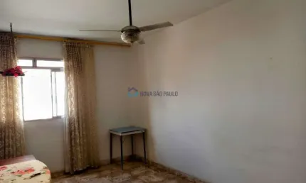 Apartamento 2 quartos, 1 vaga, a 350 metros do Metrô Liberdade