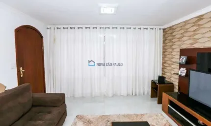 Sobrado  à Venda - Vila Brasilina, com 03 dormitórios, 2 vagas