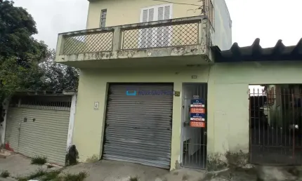 Casa à Venda no Jabaquara - 2 quartos - suíte - 1 vaga