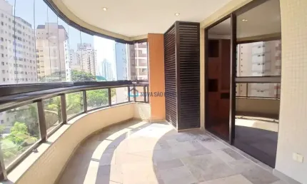 Apartamento com sacada  3 quartos 3 suítes, 4 vagas à venda em moema.