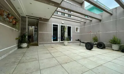 Casa com 3 quartos, 2 vagas à venda na vila gumercindo