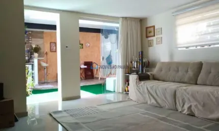 Sobrado a venda na saúde . 3 dormitórios (1 suíte) . 4 banheiros . 2 vagas . 164m2