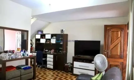 Casa de vila reformada com 2 quartos, 2 vagas cobertas  à venda  na saúde