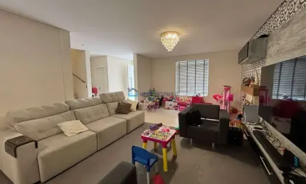 Casa em condomínio fechado com 4 quartos à venda na Rua Agudos, --, Vila Monumento, São Paulo
