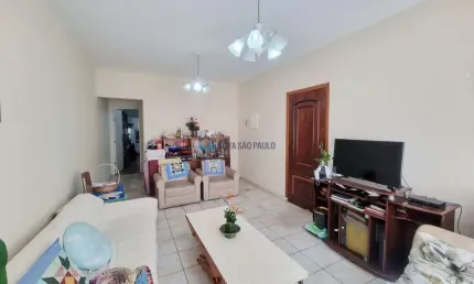 Casa à venda, com 3 quartos, 3 suítes, 2 vagas, próximo ao metrô São Judas