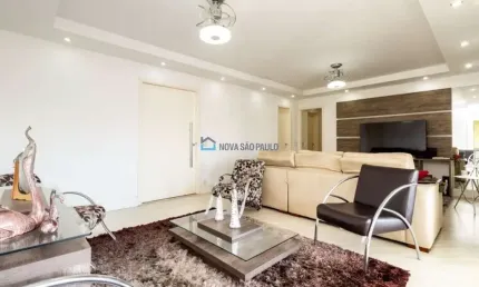 Apartamento de alto padrão à venda no bosque da saúde