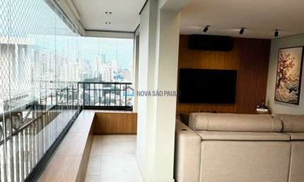 Apartamento à venda no Bairro Bosque da Saúde com 2 quartos e 2 vagas.