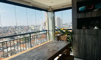 Apartamento 1.900 m do metrô Sacomã! Charmoso terraço Gourmet Enorme Envidraçado com churrasqueira