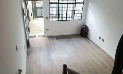 Sobrado á venda na vila guarani com 3 quartos e 1 vaga de garagem.