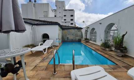 Cobertura na Aclimação 410 m² com piscina e área gourmet privativo.
