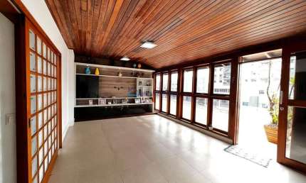 Cobertura 219m2 , 3 dormitorios ,Coqueiros Florianopolis SC !