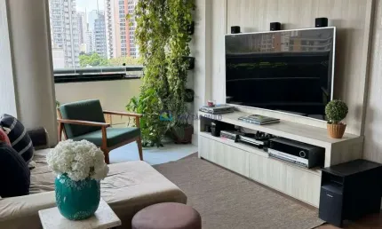 Apartamento na Vila Mariana, excelente localização ao lado do Parque Ibirapuera