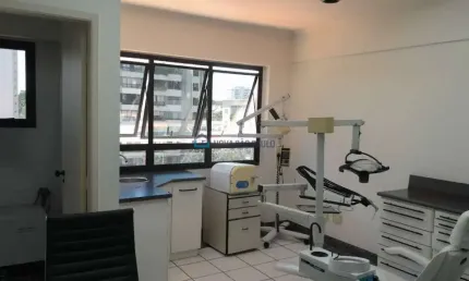 Sala comercial vaga, metrô Santa Cruz, 24 hrs, com estacionamento para visitantes