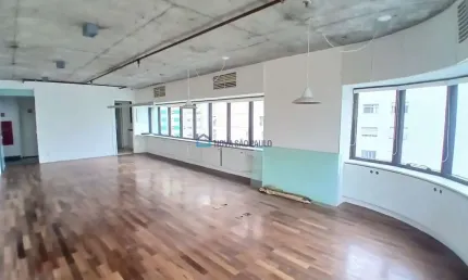 Vendo sala comercial região da Avenida Paulista 62m² 2 vagas