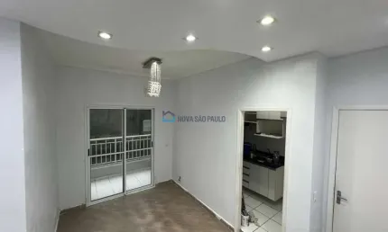 Condomínio Praça Ibitirama| 2 dormitórios| 49 m²|  varanda