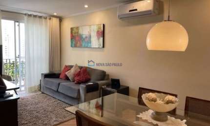 Apartamento 2 Dormitórios, 1 suíte, com 1 Vaga/ Metrô Saúde e Praça da Árvore