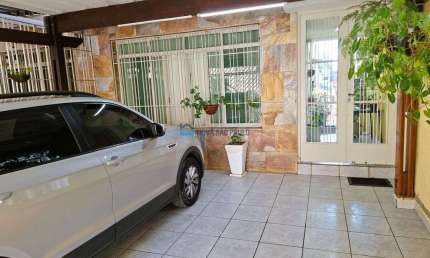 Sobrado a venda Cidade Vargas / Jabaquara . 4 dormitórios (1 suíte) . 4 banheiros . 2 vagas . 227 m2