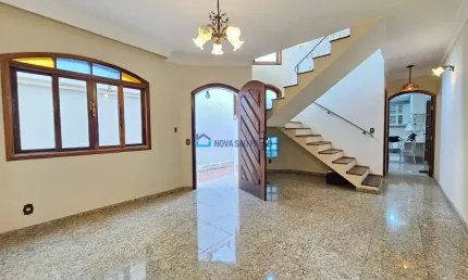 Sobrado à venda com 4 quartos e 4 vagas, 295 m² (jardim oriental)