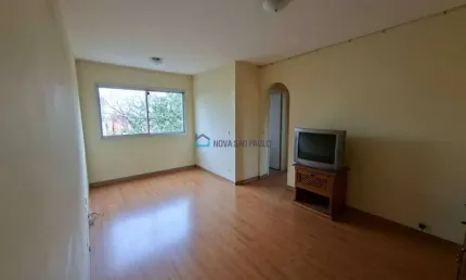 Apartamento à venda ao lado da estação de metrô praça da árvore com 2 quartos e 1 vaga de garagem.