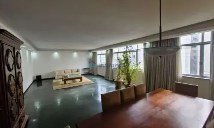 Apartamento a venda de 213 m², com três dormotõrios no jardim paulista