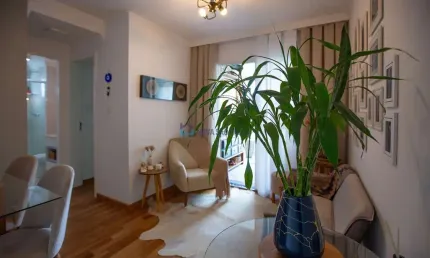 Apartamento à venda com 2 quartos (1 suíte), 2 banheiros e 1 vaga na saúde