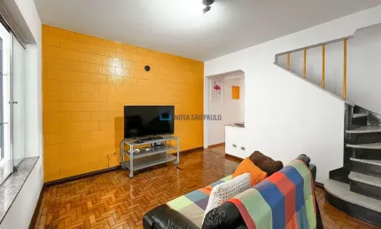 Sobrado à Venda No Bosque Da Saúde De 113m², 2 Dormitórios, 2 Banheiros E 1 Vaga