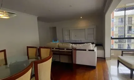 Apartamento 133m² de área útil, 4 dormitórios, 2 vagas.
