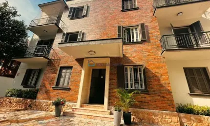 Oportunidade Imperdível: Apartamento Estilo Casa na Aclimação