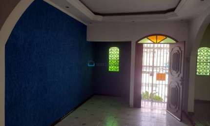 Sobrado com 4 Quartos, 03 suítes e 4 banheiros à Venda, 250 m² por R$ 835.000,00