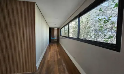 Apartamento A venda com 4 suítes,  Rua Itacolomi, 445 em Higienópolis