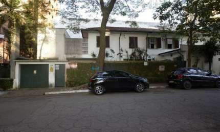 Casa em Moema Pássaros , 4 dormitórios 190 metros 2 vagas