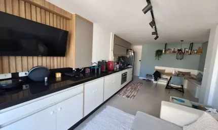 Apartamento à venda com 2 dormitórios e 01 vaga na saúde !