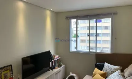 Apartamento mobiliado ao lado de Shopping Center na Frei Caneca!