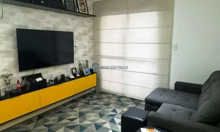 Apartamento 1 dormitório, sala com sacada! 1 vaga saude!
