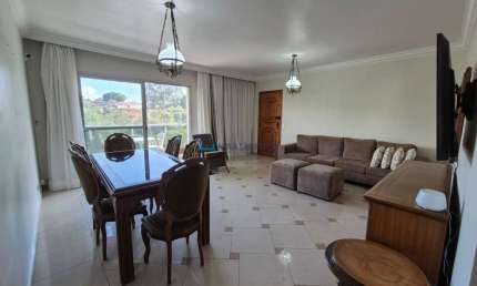 Apartamento à venda com 166m² com 3 Quartos, 1 suíte com closet, 4 banheiros e 3 vagas de garagem