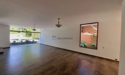 Sobrado 745m² - 6 Dormitórios, 2 suítes, 6 vagas -  Interlagos