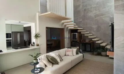 Casa a venda no Planalto Paulista com 496m² distribuidos em 04 dormitórios sendo 02 suites e 4 vagas