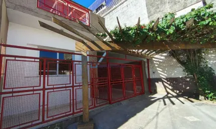 Casa de vila/ próximo ao metrô jabaquara/ 3 dormitórios/ 2 suítes/ 2 vagas
