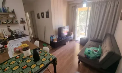 Apartamento 2 dormitórios, varanda,1 vaga, lazer de clube ! 20 min ônibus metrô saúde
