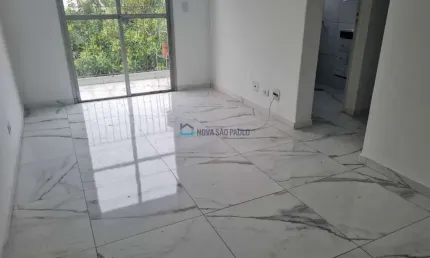 Apartamento 2 dormitórios,  sala com acada, 1 vaga, sao judas, metrô!