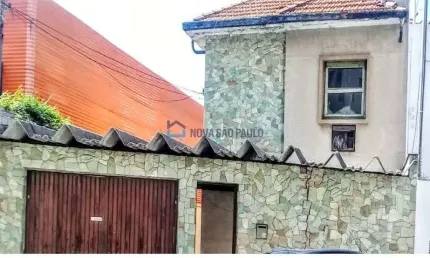Sobrado 212m²  com 3 dormitórios sendo 1 suíte na vila monumento