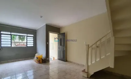 Excelente sobrado disponível para venda no bairro do Ipiranga!