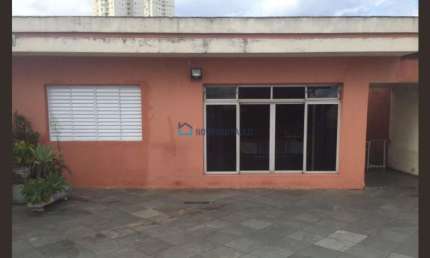 Amplo sobrado disponível no bairro da Vila Brasílio Machado