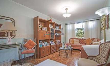 Sobrado| Venda Brooklin  220 m² | 3 Dormitórios | 1 Suíte | 2 Vagas