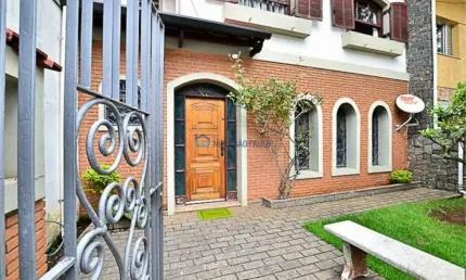 Sobrado Vila Mariana / 3 dormitórios /2 vagas/245 m²