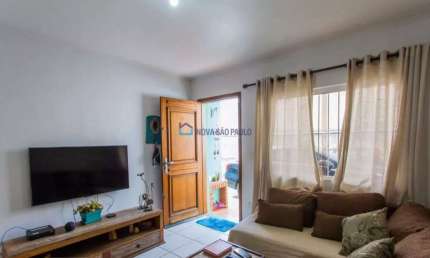 Excelente casa de vila disponível para venda na região da Cursino