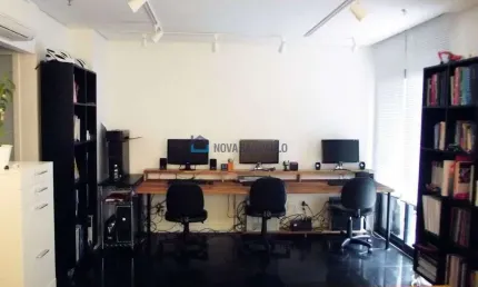 Conjunto comercial com 41m² em moema 2 salas 1 vaga, próximo ao metrô eucaliptos|