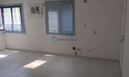 Casa comercial com 1 sala à venda na Avenida Fagundes Filho, --, Saúde, São Paulo