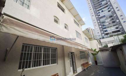 Casa comercial com 15 salas à venda na Rua Doutor Nogueira Martins, --, Saúde, São Paulo
