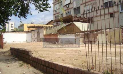 Terreno à venda no Bairro Passo da Areia com 484 m² de área privativa